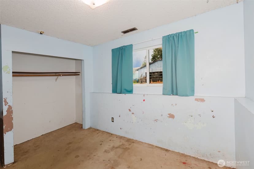 Property photo for 4116 W H Street, Bremerton photo 21