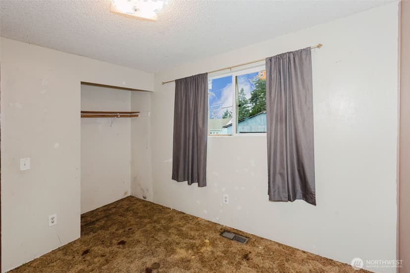 Property photo for 4116 W H Street, Bremerton photo 13