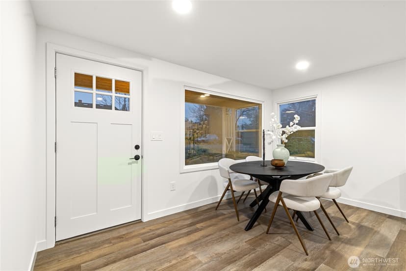 Property photo for 2460 S 121 Street, Burien photo 18