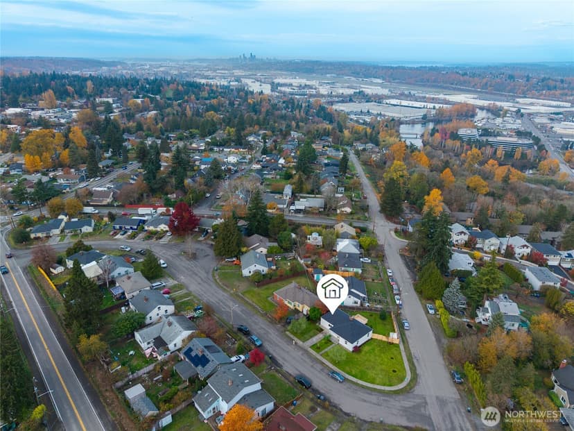 Property photo for 2460 S 121 Street, Burien photo 28