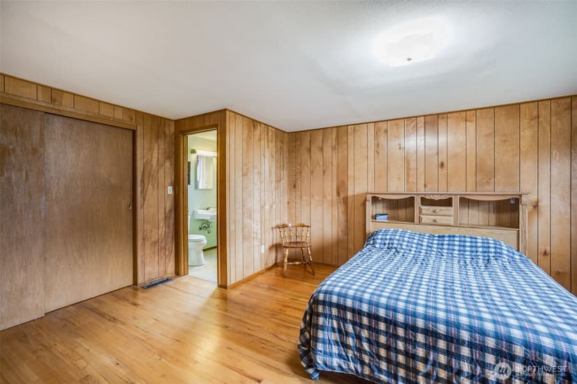 Property photo for 345 S 184th Street, Burien photo 24