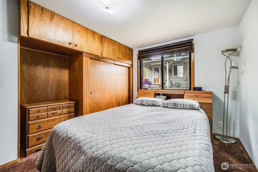Property photo for 345 S 184th Street, Burien photo 26