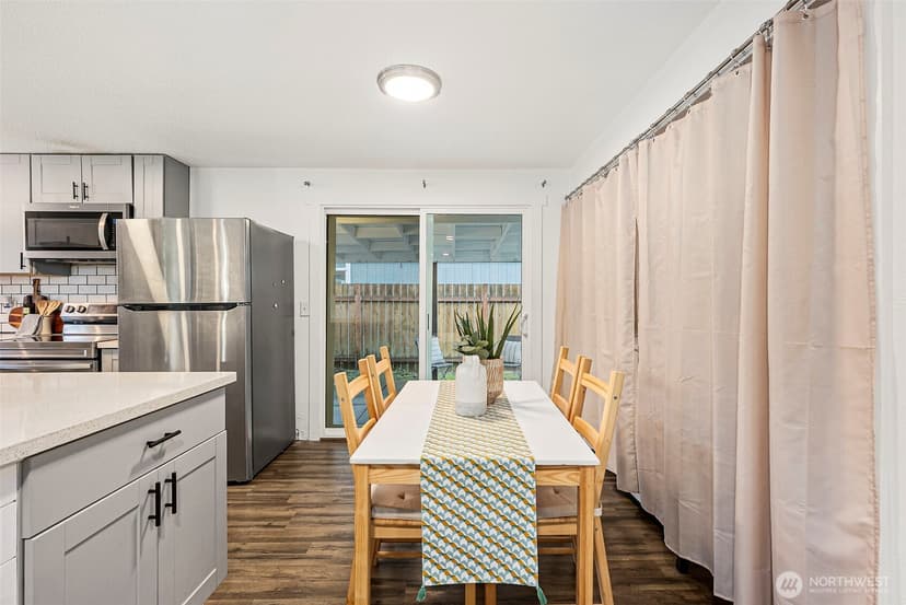Property photo for 9011 washington Boulevard SW, Lakewood photo 15