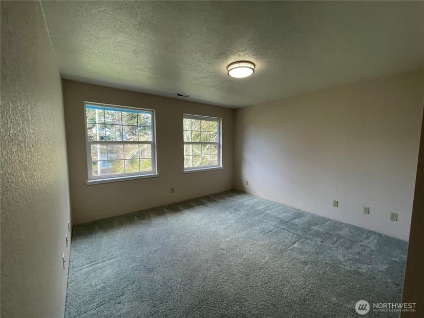 Property photo for 653 Sunset Avenue NE, Ocean Shores photo 24
