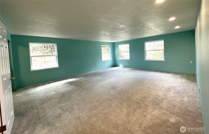 Property photo for 653 Sunset Avenue NE, Ocean Shores photo 26