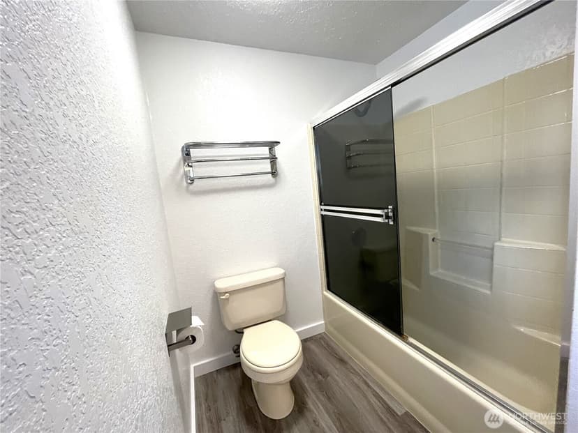 Property photo for 653 Sunset Avenue NE, Ocean Shores photo 23