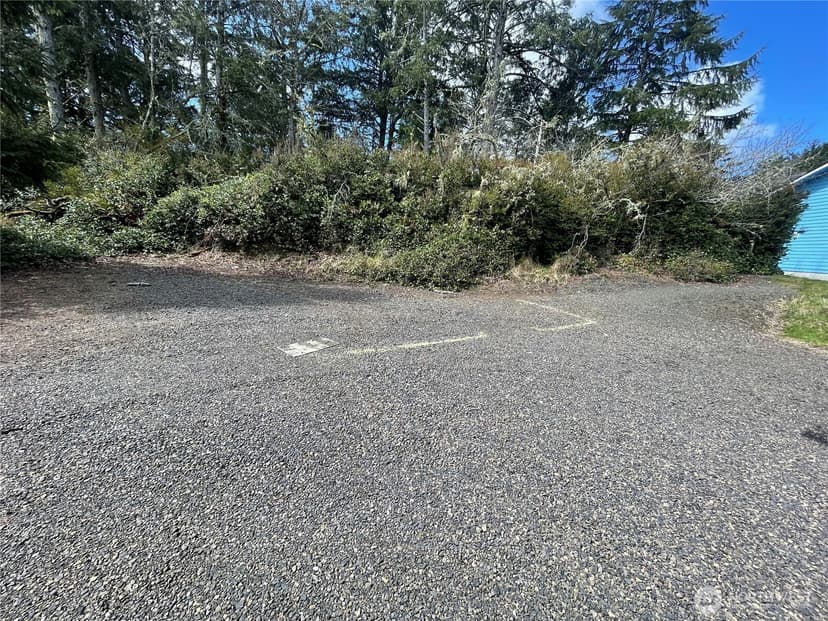 Property photo for 653 Sunset Avenue NE, Ocean Shores photo 36