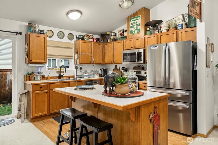 Property photo for 28127 240th Avenue SE, Maple Valley photo 11