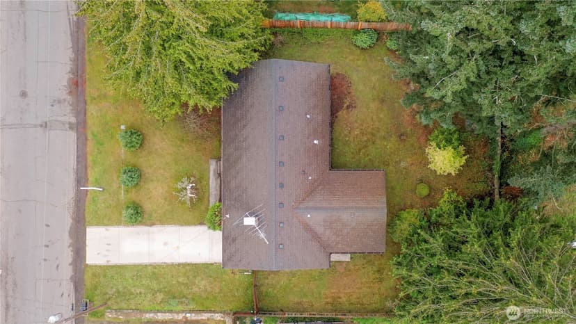 Property photo for 5902 178th Street SW, Lynnwood photo 29