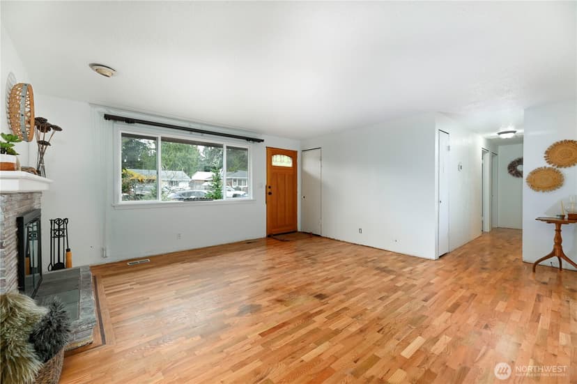 Property photo for 5902 178th Street SW, Lynnwood photo 9