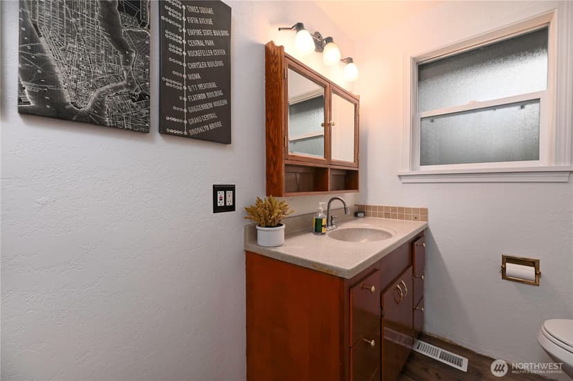 Property photo for 5902 178th Street SW, Lynnwood photo 22