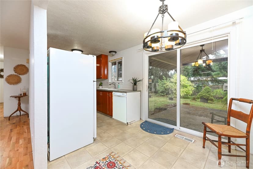 Property photo for 5902 178th Street SW, Lynnwood photo 16
