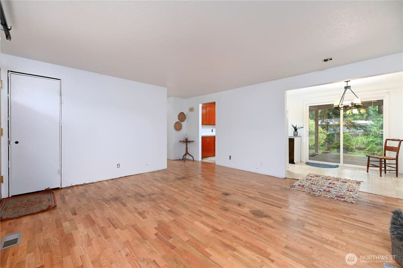 Property photo for 5902 178th Street SW, Lynnwood photo 11