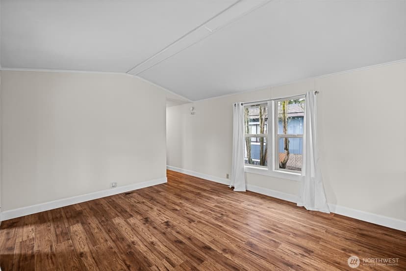 Property photo for 10302 Lakeview Avenue SW #42, Lakewood photo 11