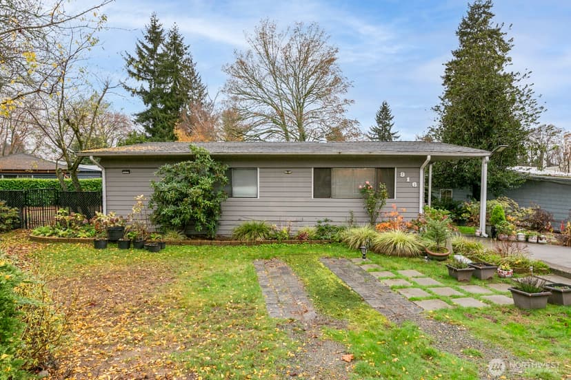 Property photo for 916 Ferndale Circle NE, Renton