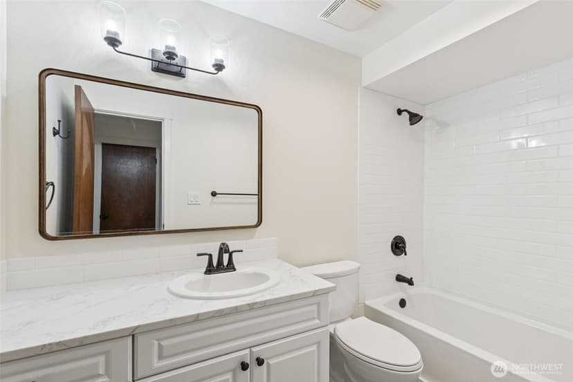 Property photo for 3425 S 176th Street #110, SeaTac photo 11