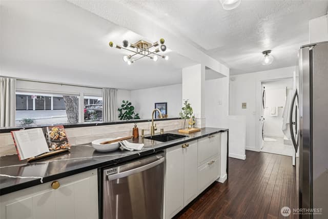 Property photo for 3700 26th Place W #203, Seattle photo 2