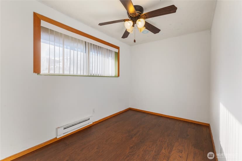 Property photo for 6012 83rd Street SW, Lakewood photo 15