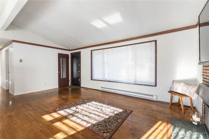 Property photo for 6012 83rd Street SW, Lakewood photo 5