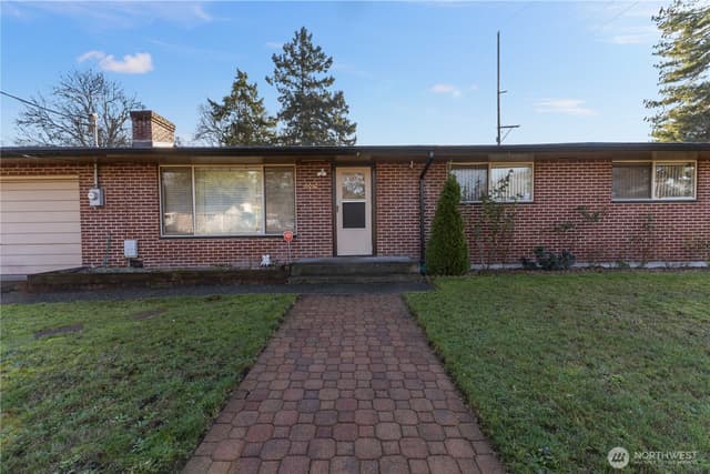 Property photo for 6012 83rd Street SW, Lakewood photo 2
