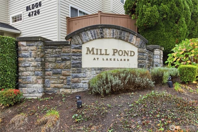 Property photo for 4710 Mill Pond Drive SE #309, Auburn photo 2