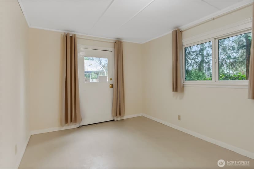 Property photo for 1316 SW 116th Street, Seattle photo 15
