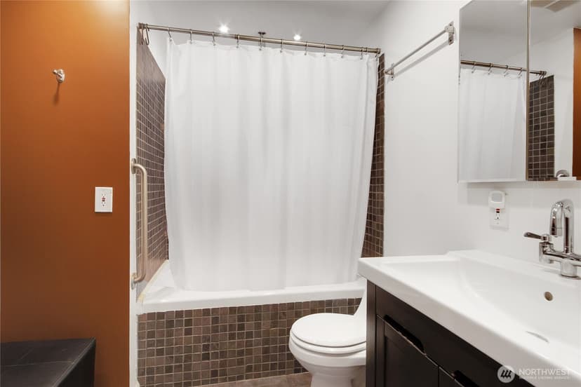 Property photo for 1316 SW 116th Street, Seattle photo 16