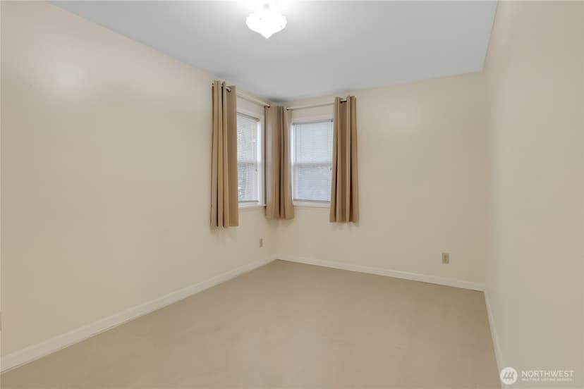 Property photo for 1316 SW 116th Street, Seattle photo 14