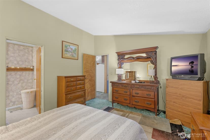 Property photo for 6217 4th Street E, Tacoma photo 16