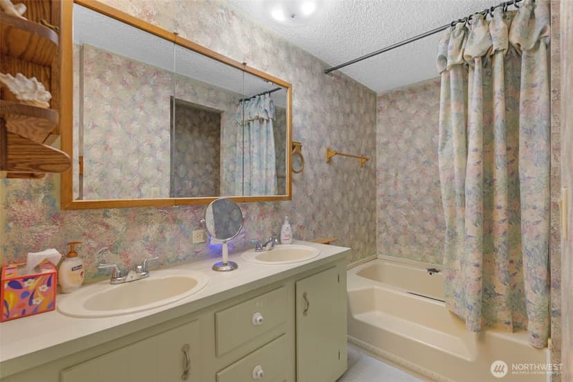 Property photo for 6217 4th Street E, Tacoma photo 18