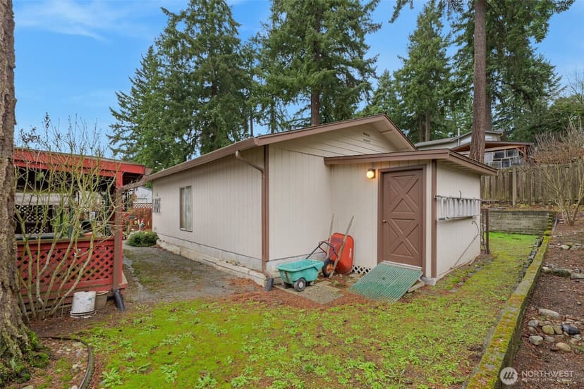 Property photo for 6217 4th Street E, Tacoma photo 7