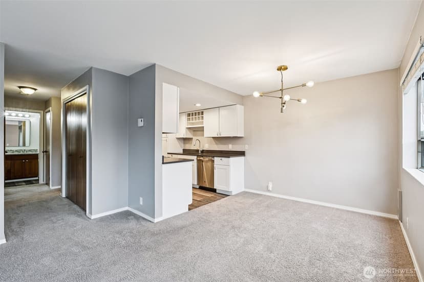 Property photo for 12300 33rd Avenue NE #402, Seattle photo 9