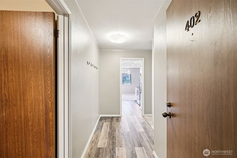 Property photo for 12300 33rd Avenue NE #402, Seattle photo 20