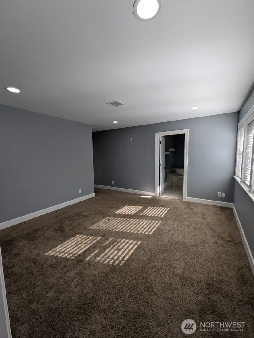 Property photo for 2300 NE Solar View Court, Poulsbo photo 34