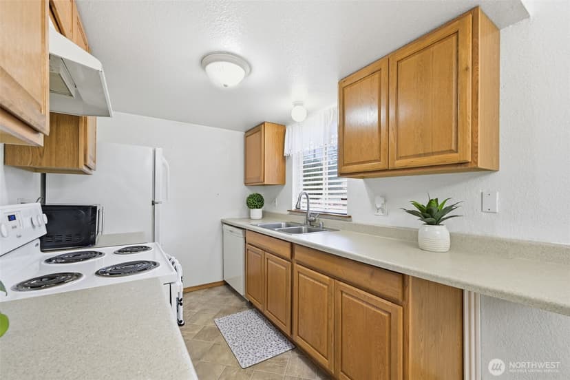 Property photo for 9105 1st Pl NE #1, Lake Stevens photo 16