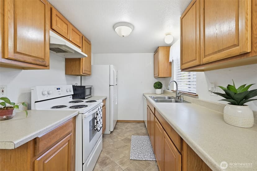 Property photo for 9105 1st Pl NE #1, Lake Stevens photo 14