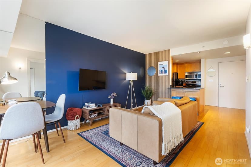 Property photo for 1415 2nd Avenue #1103, Seattle photo 6