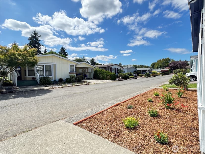 Property photo for 1821 75th Street E #5, Tacoma photo 33