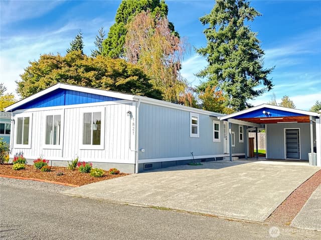 Property photo for 1821 75th Street E #5, Tacoma photo 2