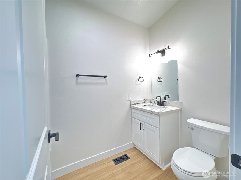 Property photo for 1821 75th Street E #5, Tacoma photo 21