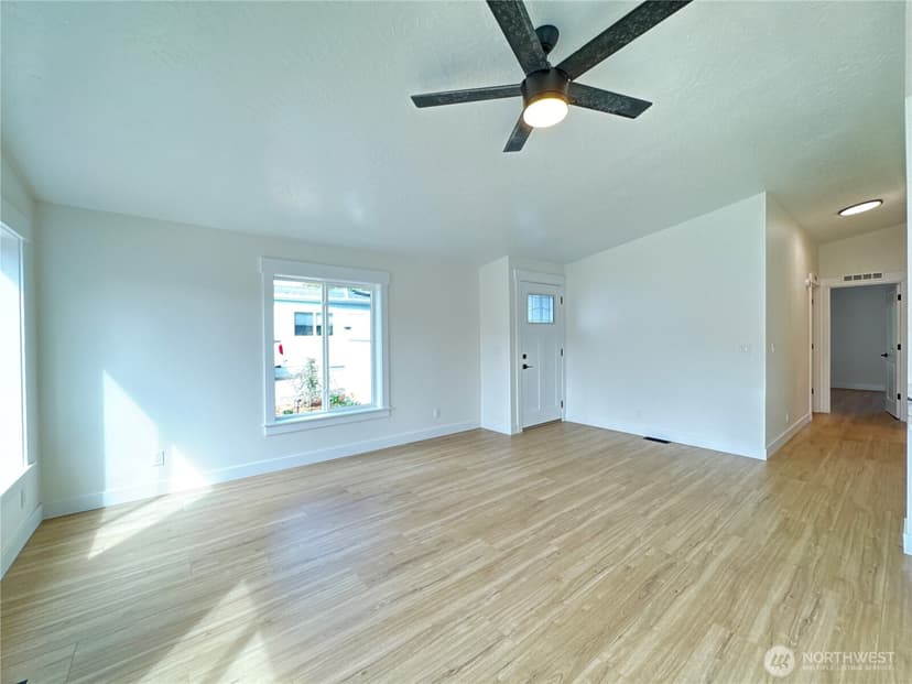 Property photo for 1821 75th Street E #5, Tacoma photo 9