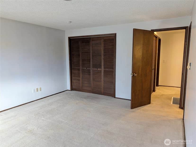 Property photo for 11214 34th Avenue E, Tacoma photo 13