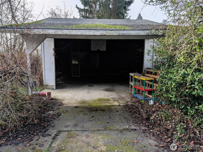 Property photo for 11214 34th Avenue E, Tacoma photo 34