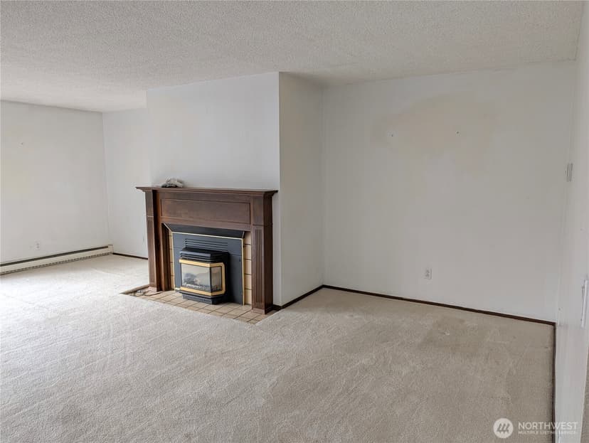 Property photo for 11214 34th Avenue E, Tacoma photo 7
