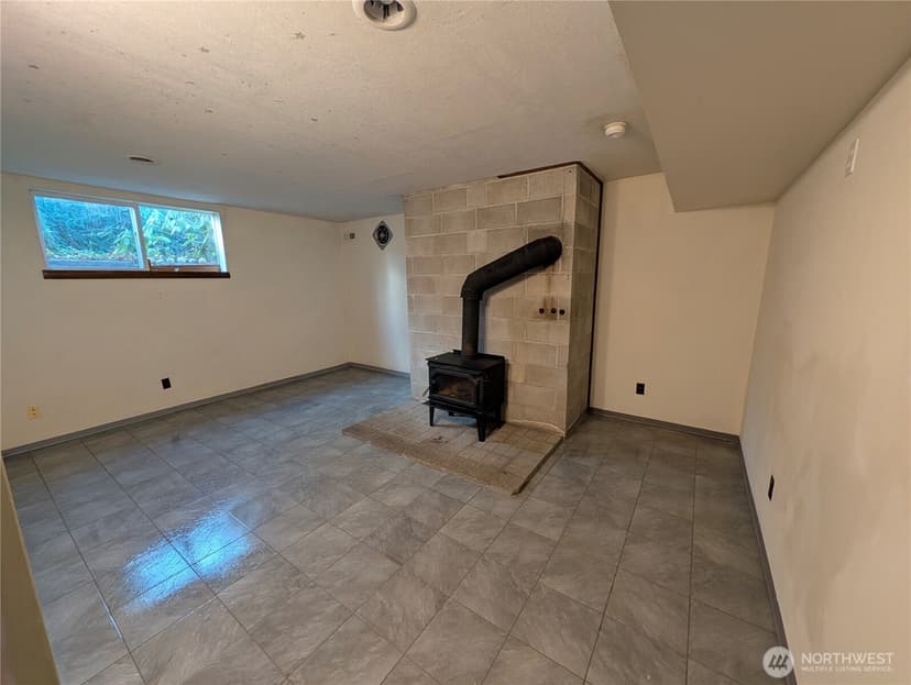 Property photo for 11214 34th Avenue E, Tacoma photo 29