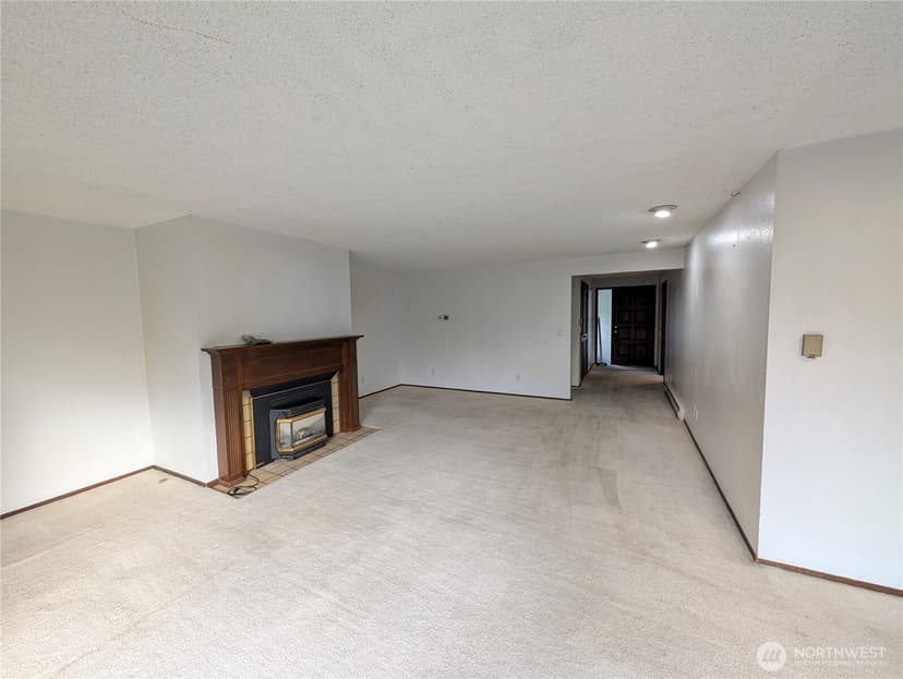 Property photo for 11214 34th Avenue E, Tacoma photo 6