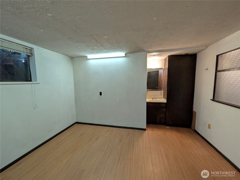Property photo for 11214 34th Avenue E, Tacoma photo 20