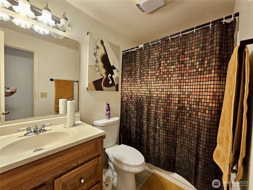 Property photo for 18028 51st Avenue S, SeaTac photo 8