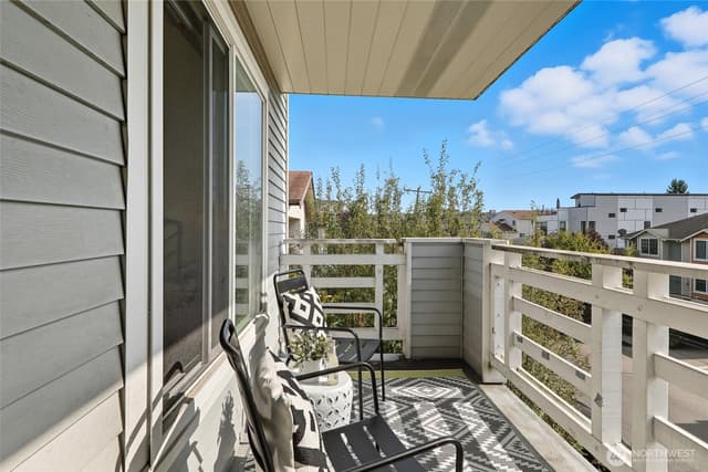 Property photo for 2642 NW 59th Street #301, Seattle photo 3