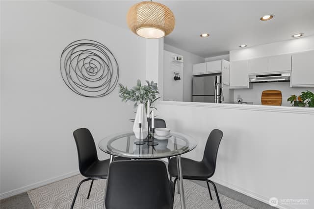 Property photo for 2642 NW 59th Street #301, Seattle photo 4